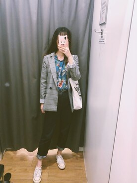 「PULL&BEAR（プルアンドベア）のアイテム（テーラードジャケット）」を使った、旋风小陀螺さん（レディース・169cm）の秋コーディネート