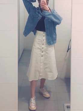 「通勤穿搭」｜「アイテム（デニムジャケット）」を使った、旋风小陀螺さん（レディース・169cm）の秋コーディネート
