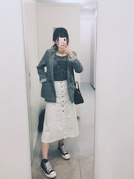 「PULL&BEAR（プルアンドベア）のアイテム（テーラードジャケット）」を使った、旋风小陀螺さん（レディース・169cm）の秋コーディネート