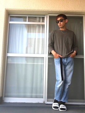 「VANS（バンズ）のVANS ヴァンズ OVERS V7588 WHITE/BLACK（サンダル、ホワイト系）」を使った、naoyaさん（メンズ）の春コーディネート