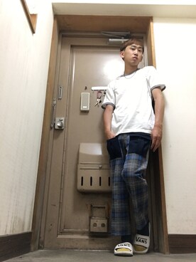 「VANS（バンズ）のVANS ヴァンズ OVERS V7588 WHITE/BLACK（サンダル、ホワイト系）」を使った、naoyaさん（メンズ）の夏コーディネート