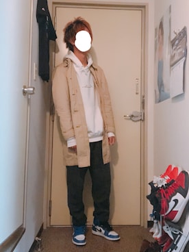 「Levi's（リーバイス）のアイテム（チェスターコート）」を使った、TOMONKEY さん（メンズ・178cm）の春コーディネート