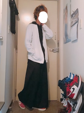 「unrelaxing（アンリラクシング）のアイテム（スラックス）」を使った、TOMONKEY さん（メンズ・176cm）の春コーディネート