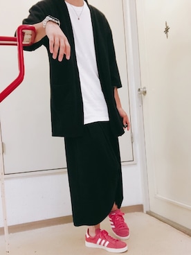 「撮影」｜「アイテム（アクセサリー）」を使った、TOMONKEY さん（メンズ・176cm）の夏コーディネート