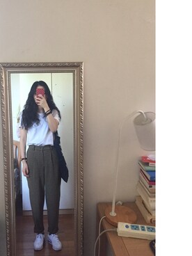 「holisterのアイテム（チノパンツ、ブラウン系）」を使った、🍊さん（レディース・155cm）の夏コーディネート