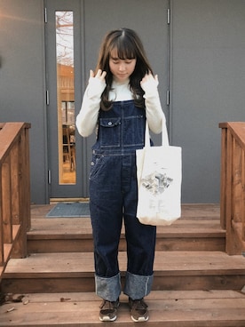 「orSlow（オアスロウ）のアイテム（オールインワン・サロペット）」を使った、mireiさん（レディース・156cm）の冬コーディネート