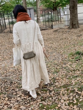 「R&D.M.Co OLDMAN’S TAILOR（オールドマンズテイラー）のアイテム（ワンピース/ドレス）」を使った、mireiさん（レディース・156cm）の秋コーディネート