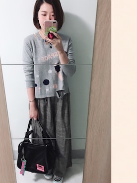 「Gozo（ゴソ）のアイテム（トップス）」を使った、JessicaLaiさん（レディース・164cm）の秋コーディネート