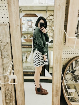 「sonoma（ソノマ）のアイテム」を使った、Rea Hayesさん（レディース・165cm）の春コーディネート