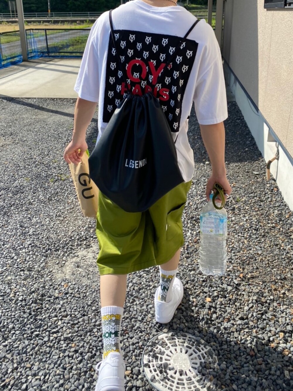 「夏コーデ、おしゃれさんと繋がりたい、Tシャツ/カットソー、ハーフパンツ、ファッションの力を信じよう」｜「LEGENDAのアイテム（バッグ、ブラック系）」を使った、＂𝒟𝒶𝒾𝓂𝓊＂さん（メンズ・172cm）の春コーディネートの1枚目の写真