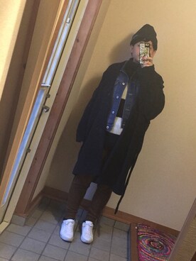 「ホワイトスニーカー」｜「アイテム（その他アウター）」を使った、記録係さん（レディース・160cm）の冬コーディネート