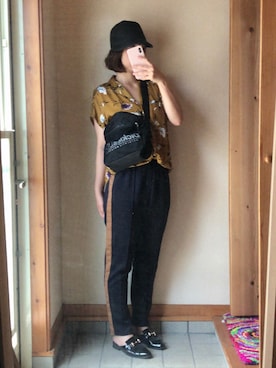 「スリッパ」｜「アイテム（帽子）」を使った、記録係さん（レディース・160cm）の夏コーディネート