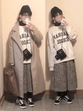 「MODE ROBE（モードローブ）のアイテム（イヤリング）」を使った、記録係さん（レディース・160cm）の冬コーディネート