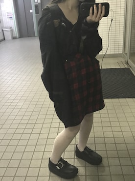 「red」｜「アイテム（その他）」を使った、う ら ち ゃ ん 。さん（レディース・157cm）の春コーディネート