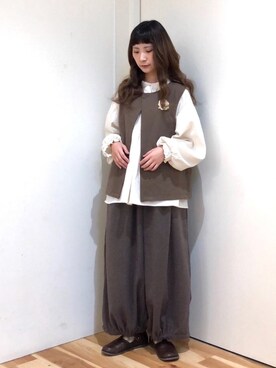 「アパレルスタッフ」｜「アイテム（その他アウター）」を使った、みやもとなのこさん（レディース・153cm）の秋コーディネート