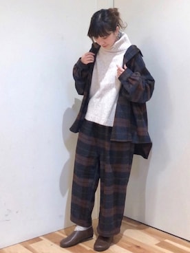 「サマンサモスモス」｜「アイテム（スリッポン）」を使った、みやもとなのこさん（レディース・153cm）の秋コーディネート
