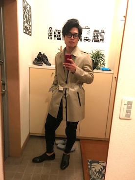 「HUGO BOSS（ヒューゴボス）のアイテム（トレンチコート）」を使った、ざぶさん（メンズ・177cm）の冬コーディネート