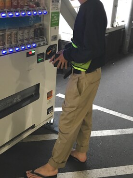 「H&M（エイチ・アンド・エム）のアイテム（サンダル）」を使った、タロウさん（メンズ・173cm）の秋コーディネート