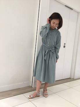「シルバーサンダル」｜WAラゾーナ川崎プラザ店さん（レディース・163cm）の春コーディネート