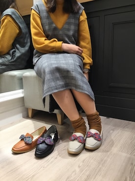 「ORiental TRaffic（オリエンタルトラフィック）のアイテム（ローファー）」を使った、WAラゾーナ川崎プラザ店さん（レディース・163cm）の春コーディネート