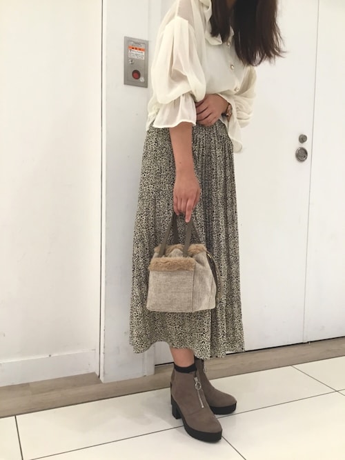 Wa Oriental Traffic ラゾーナ川崎プラザ店waラゾーナ川崎プラザ店さんのショルダーバッグを使ったコーディネート Zozotown