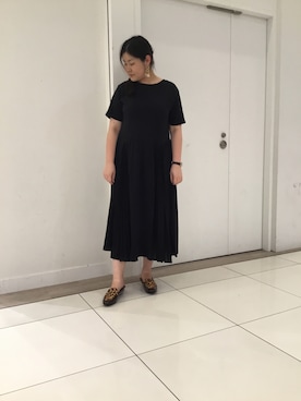 「おおぶりピアス」｜「アイテム（パンプス）」を使った、WAラゾーナ川崎プラザ店さん（レディース・163cm）の秋コーディネート