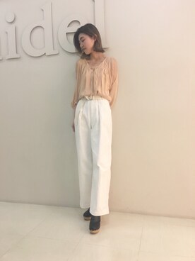 「SNIDEL（スナイデル）のアイテム（パンプス）」を使った、moe yoshidaさん（レディース・168cm）の春コーディネート