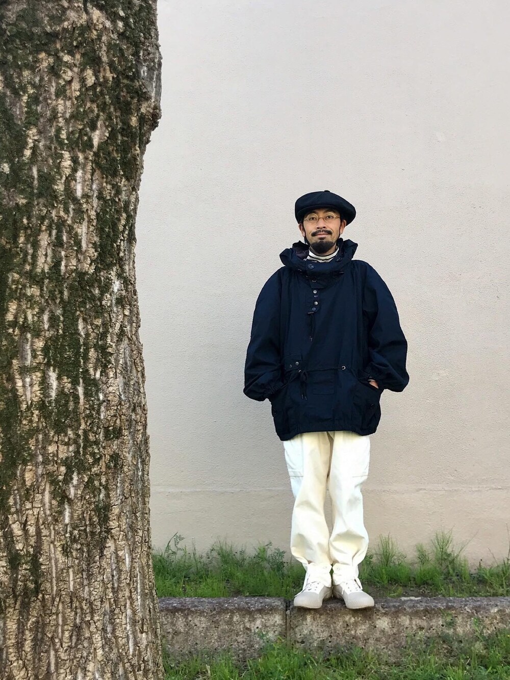 「NEW YORK HATのアイテム（キャスケット、ブラック系）」を使った、【Khaki's】A田さん（メンズ・163cm）の春コーディネートの1枚目の写真