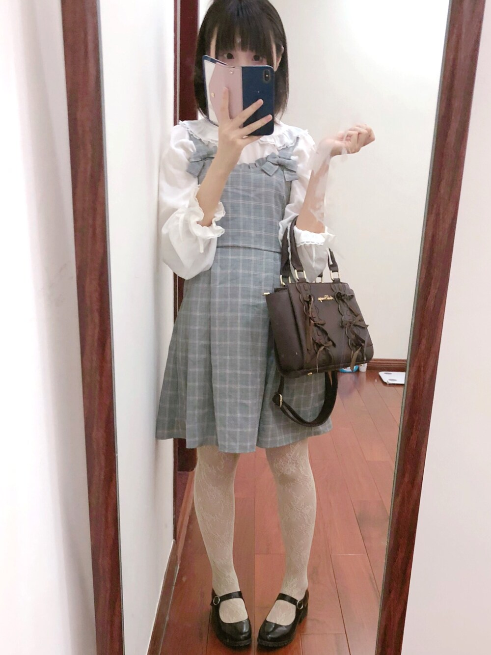 「HONEYCINNAMON、Ank Rouge、秋のコーデ、Kawaii」｜「Ank Rougeのアイテム（トートバッグ、ブラウン系）」を使った、Lain✿さん（レディース・160cm）の秋コーディネートの1枚目の写真