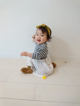 「赤ちゃん」｜「アイテム（チュニック）」を使った、はななさん（キッズ・70cm）の秋コーディネート