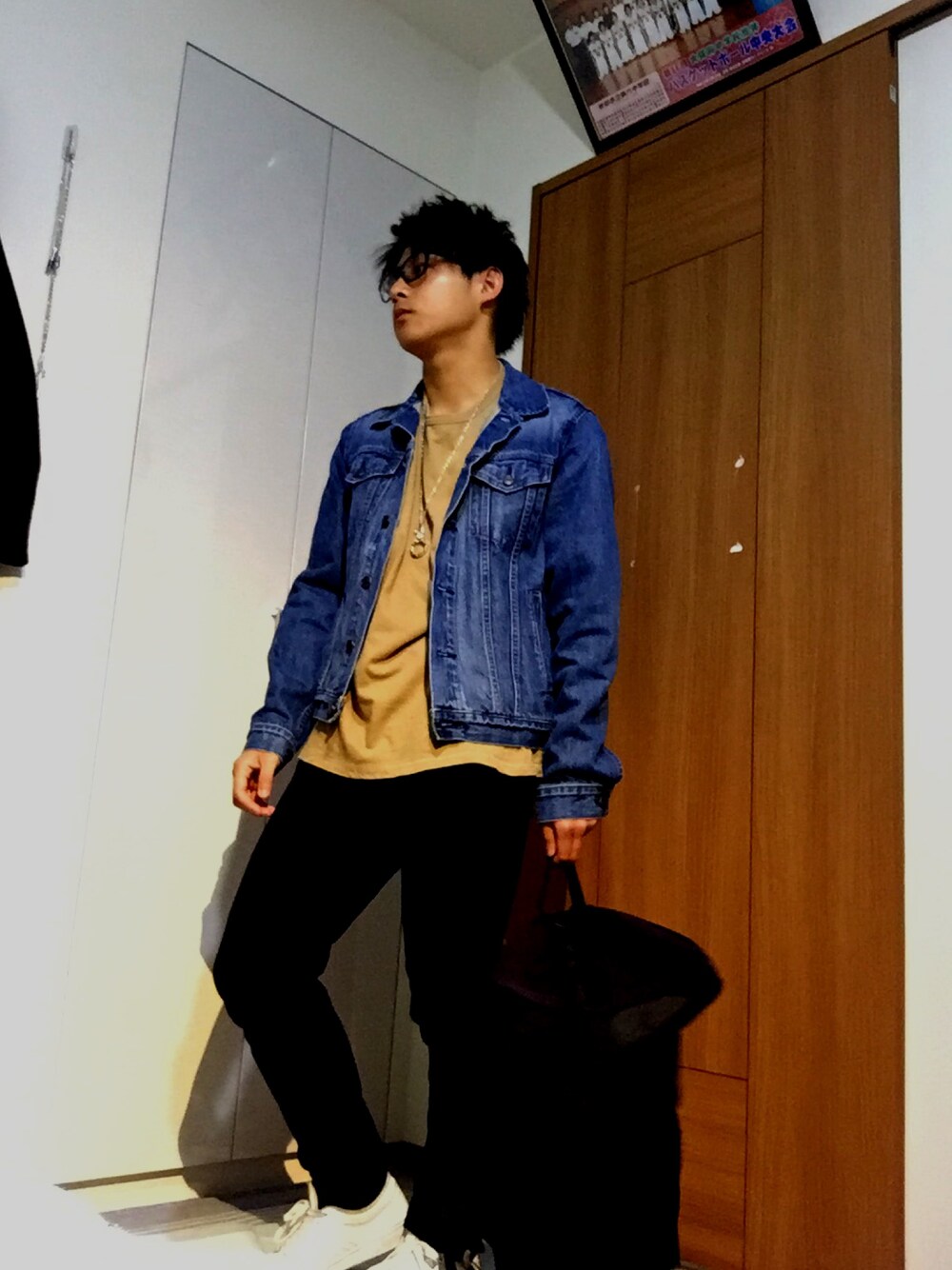 「思い切って、春コーデ、オトナカジュアル、古着MIX、低身長、リュック、おしゃれさんと繋がりたい、アドバイス求む、アドバイスお願いします」｜「GAPのアイテム（デニムジャケット、ブルー系）」を使った、na-reさん（メンズ・167cm）の春コーディネートの1枚目の写真