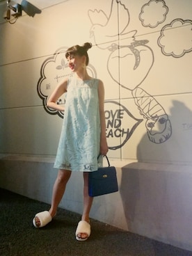 「musemuseのアイテム（ワンピース、グリーン系）」を使った、萬代唯花さん（レディース・165cm）の秋コーディネート