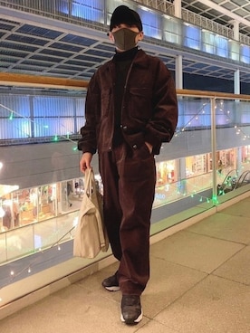 「コーデュロイパンツ」｜「アイテム（セットアップ）」を使った、yoshiさん（メンズ・160cm）の冬コーディネート