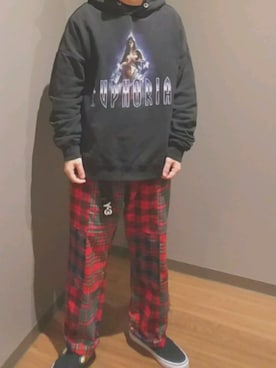 「MISBHV（ミスビヘイブ）のアイテム（パーカー）」を使った、でぶです。さん（メンズ・166cm）の冬コーディネート