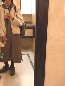 「UNIQLO（ユニクロ）のボアフリースVネックフルジップカーディガン（長袖）（その他アウター、ホワイト系）」を使った、Skyさん（レディース・166cm）の秋コーディネート