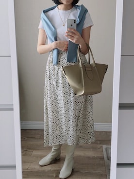 「VASIC（ヴァジック）のアイテム（トートバッグ）」を使った、Skyさん（レディース・166cm）の冬コーディネート