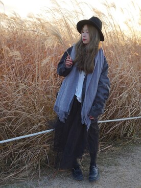 「Acne Studios（アクネストゥディオズ）のアイテム（ミリタリージャケット）」を使った、lai winniebさん（レディース・163cm）の秋コーディネート