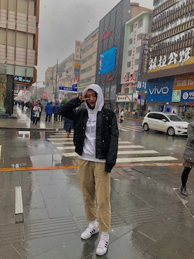 「CONVERSE（コンバース）のアイテム（スタジャン）」を使った、seeyoungxm_さん（レディース・166cm）の秋コーディネート
