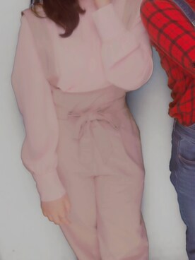 「アイテム（つなぎ/オールインワン、ベージュ系）」を使った、みやなつさん（レディース・156cm）の夏コーディネート