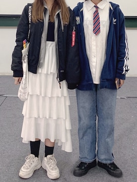 「NIKE（ナイキ）のアイテム（財布/小物）」を使った、山本意念さん（レディース・160cm）の冬コーディネート