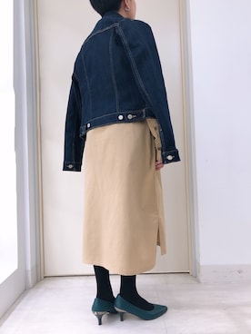 「パイソン柄」｜「アイテム（デニムジャケット）」を使った、HIMIKO　北千住マルイ店さん（レディース・155cm）の秋コーディネート