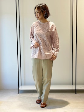 「EMMEL REFINES（エメルリファインズ）の【EMMEL REFINES】EM HW ドロスト テーパードパンツ（その他パンツ、ベージュ系）」を使った、80225nkさん（レディース・163cm）の冬コーディネート
