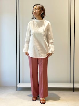 「EMMEL REFINES（エメルリファインズ）の【EMMEL REFINES】【手洗可能】EM HW ハシゴレース バックリボンシャツ（シャツ/ブラウス、ブラック系）」を使った、80225nkさん（レディース・163cm）の冬コーディネート