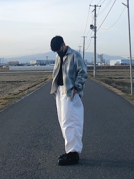 「URU（ウル）のアイテム（ベスト）」を使った、どいさん（メンズ・170cm）の春コーディネート