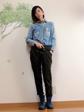 「ROSE BUD（ローズバッド）のアイテム（シャツ/ブラウス、ブルー系）」を使った、sakikikikoさん（レディース・171cm）の秋コーディネート