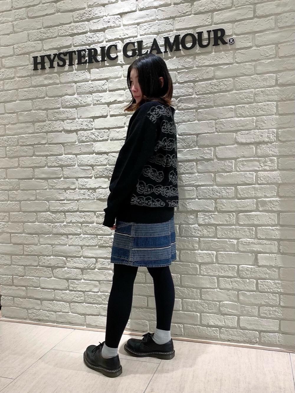 SUZUKIさんの「スクラッチAラインデニムミニスカート（HYSTERIC GLAMOUR）」を使ったコーディネート