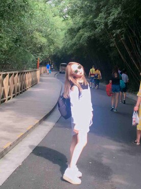 「iT（イット）のアイテム（シューズ）」を使った、Silviaさん（レディース・162cm）の夏コーディネート