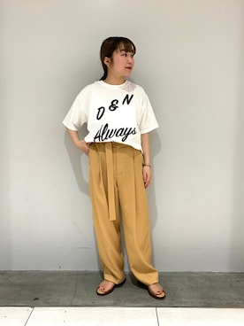 「アイテム（パンツ、イエロー系）」を使った、yamasakiさん（レディース・153cm）の春コーディネート