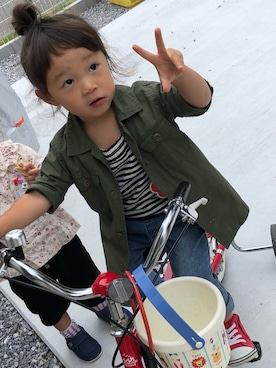 「2歳5ヶ月」｜「アイテム（ジャケット/アウター）」を使った、かいじゅうさんさん（キッズ・90cm）の夏コーディネート