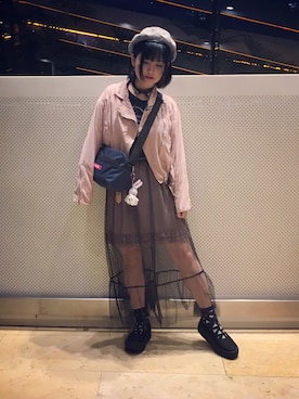 「アイテム（メッセンジャーバッグ、ブルー系）」を使った、kaoru_usagiさん（レディース・162cm）の秋コーディネート